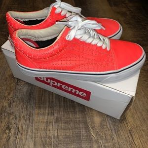 Supreme Vans